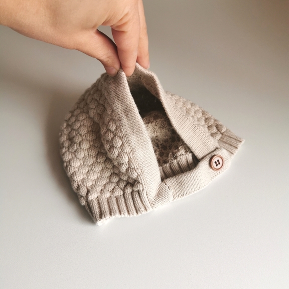 Baby Bonnet - Picture 2 of 5